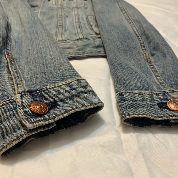 Jean Jacket - Picture 6 of 7